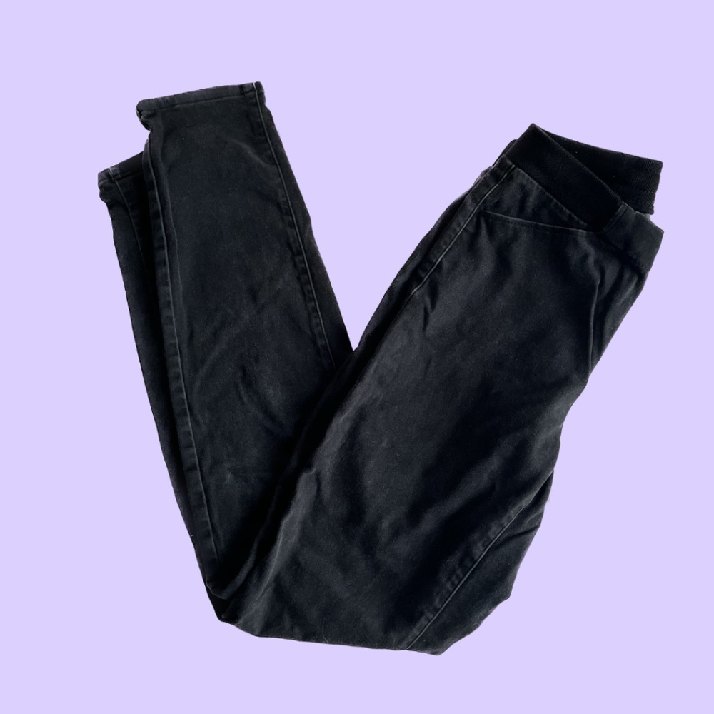 Uniqlo Black Heattech Women's Pants with Drawstring Waist